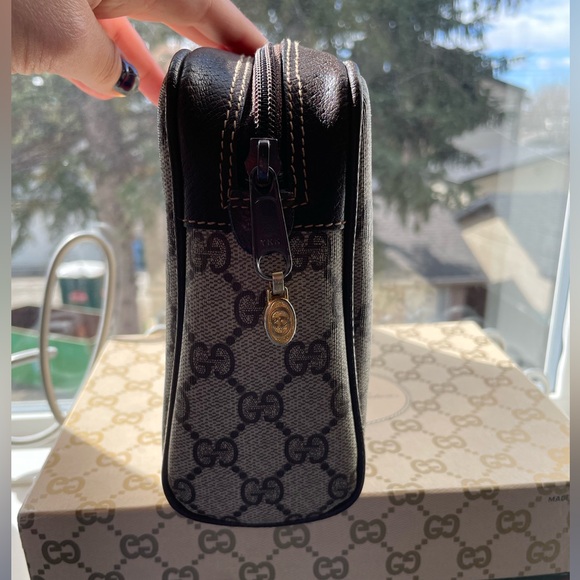 Vintage Gucci Ophidia Clutch 😍 - Picture 2 of 10